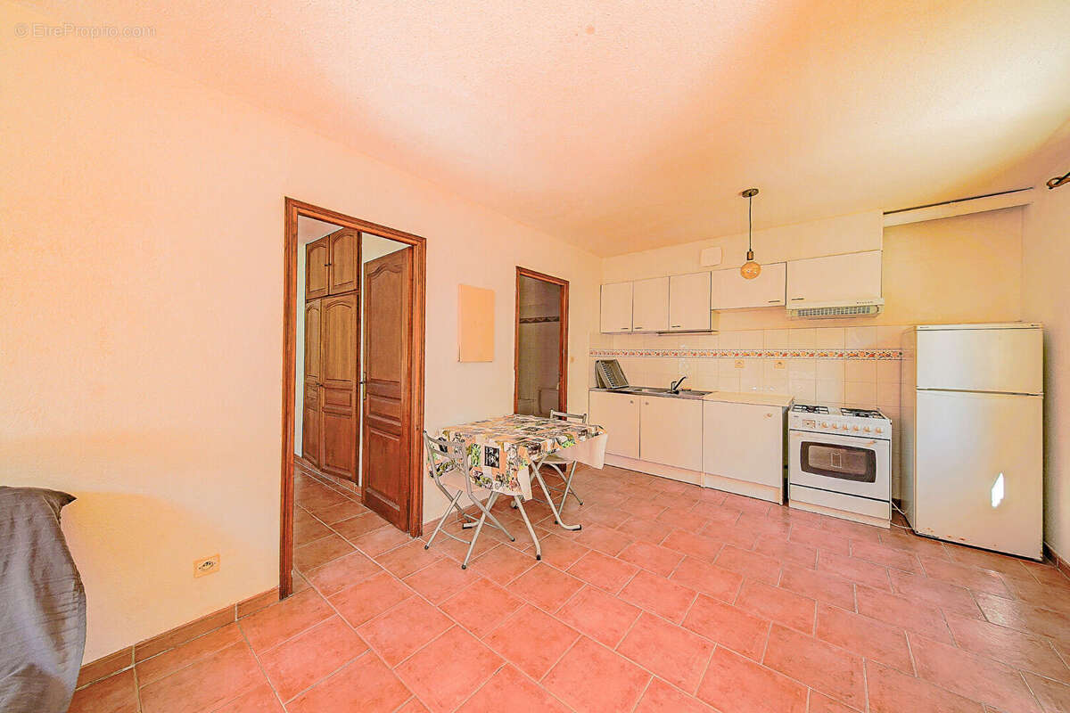 Appartement à CORTE