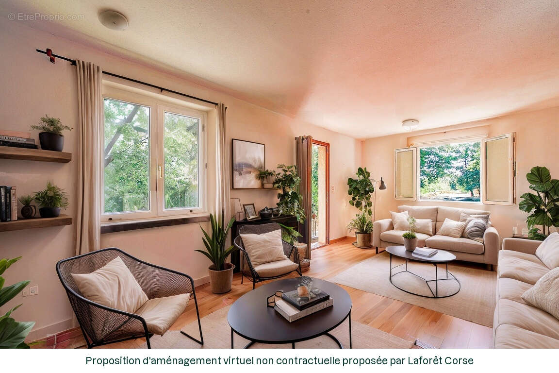 Appartement à CORTE