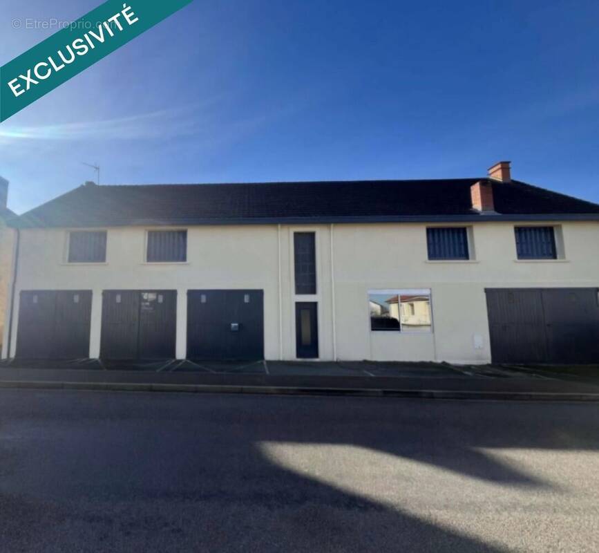 Photo 1 - Appartement à GENELARD