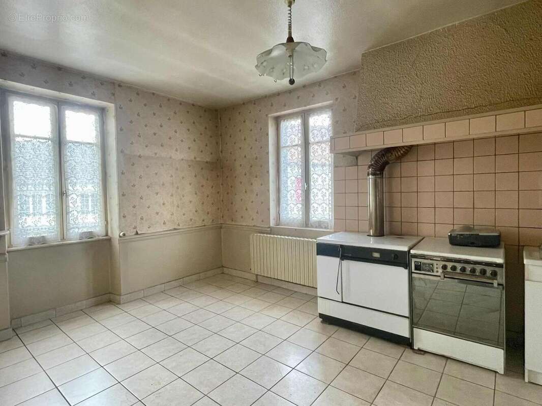 Photo 2 - Maison à LUSSAT