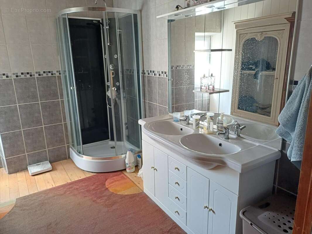 Photo 3 - Maison à MONTBOYER