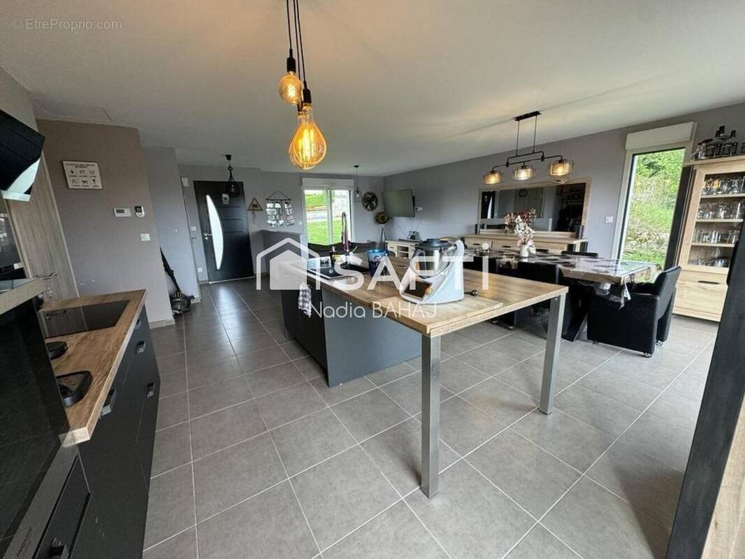 Photo 1 - Maison à DOMBRAS