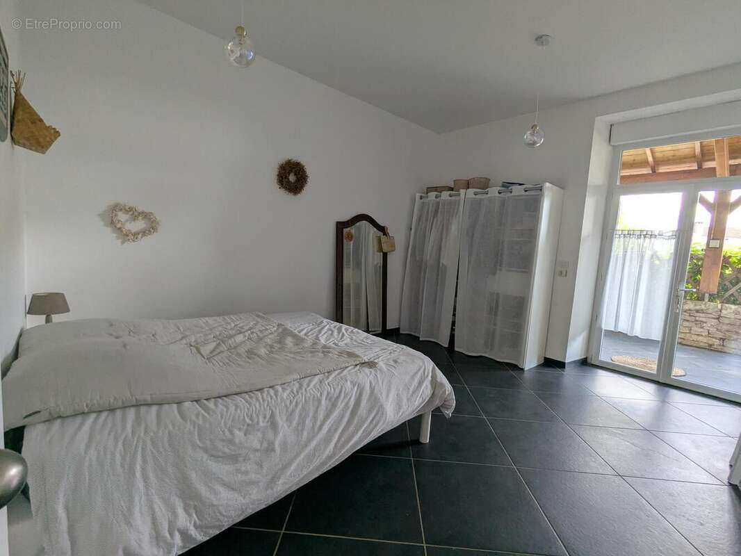 Photo 8 - Maison à CONCOTS