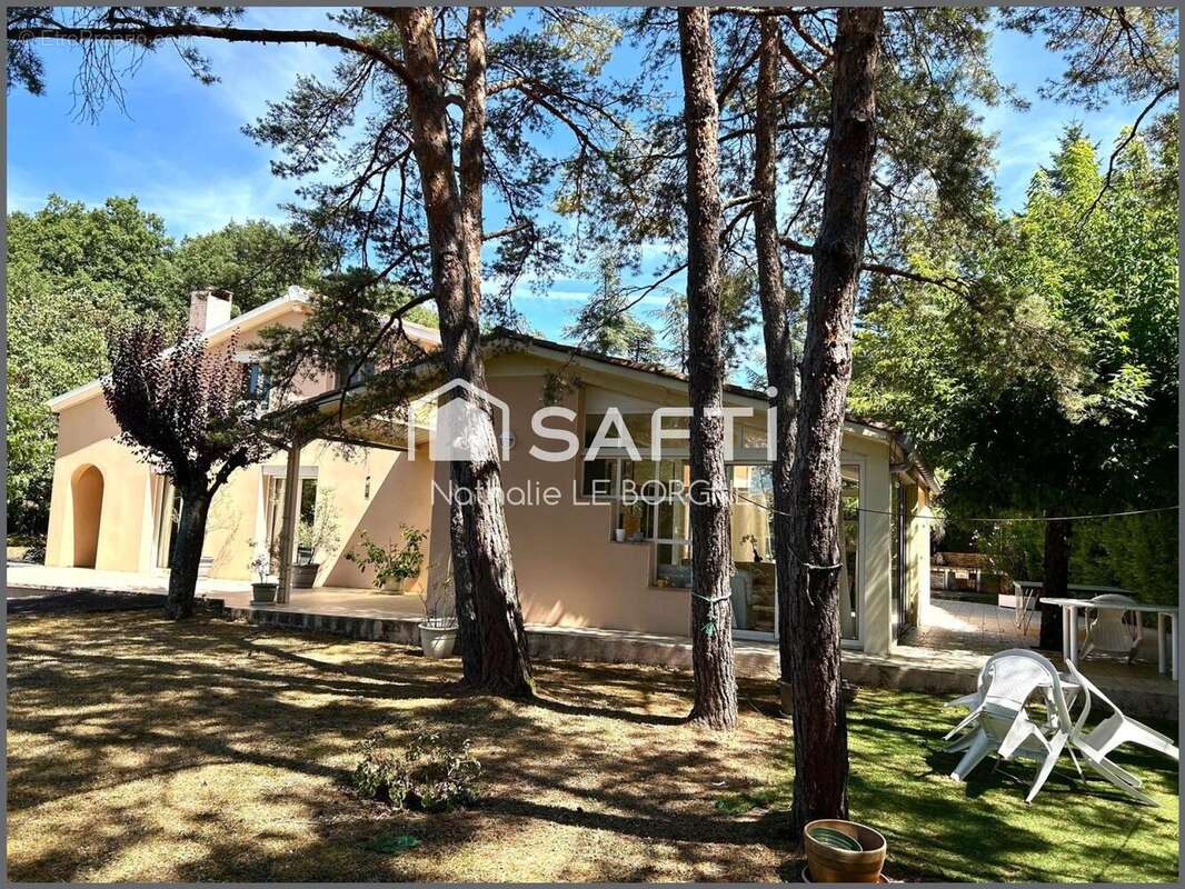 Photo 2 - Maison à CASTRES