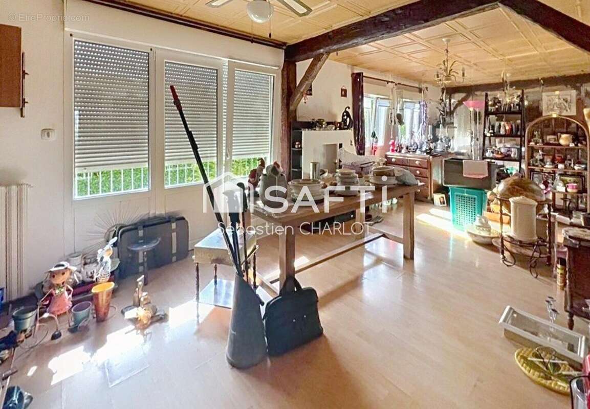 Photo 3 - Maison à HONNECOURT-SUR-ESCAUT