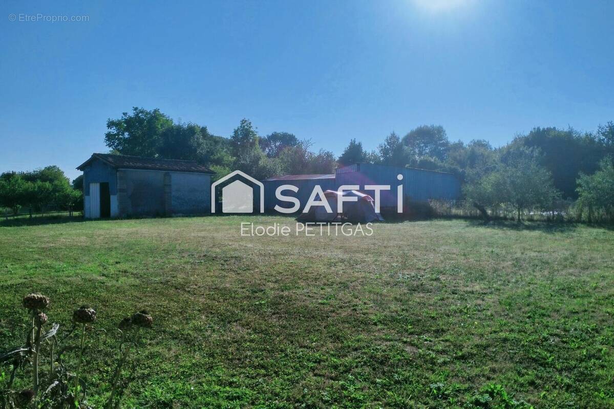 Photo 1 - Terrain à MERVENT