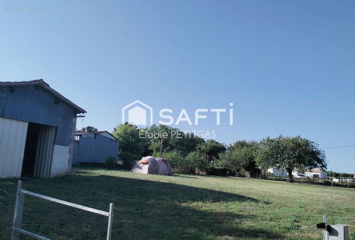 Photo 2 - Terrain à MERVENT