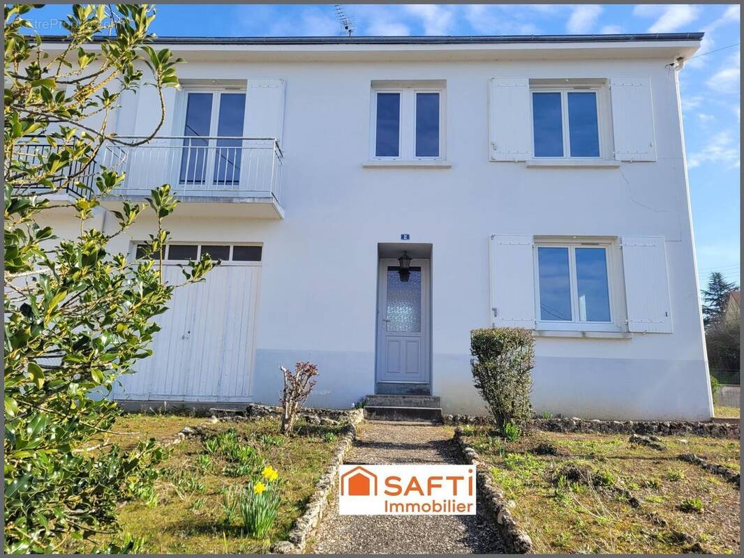 Photo 1 - Maison à DESCARTES