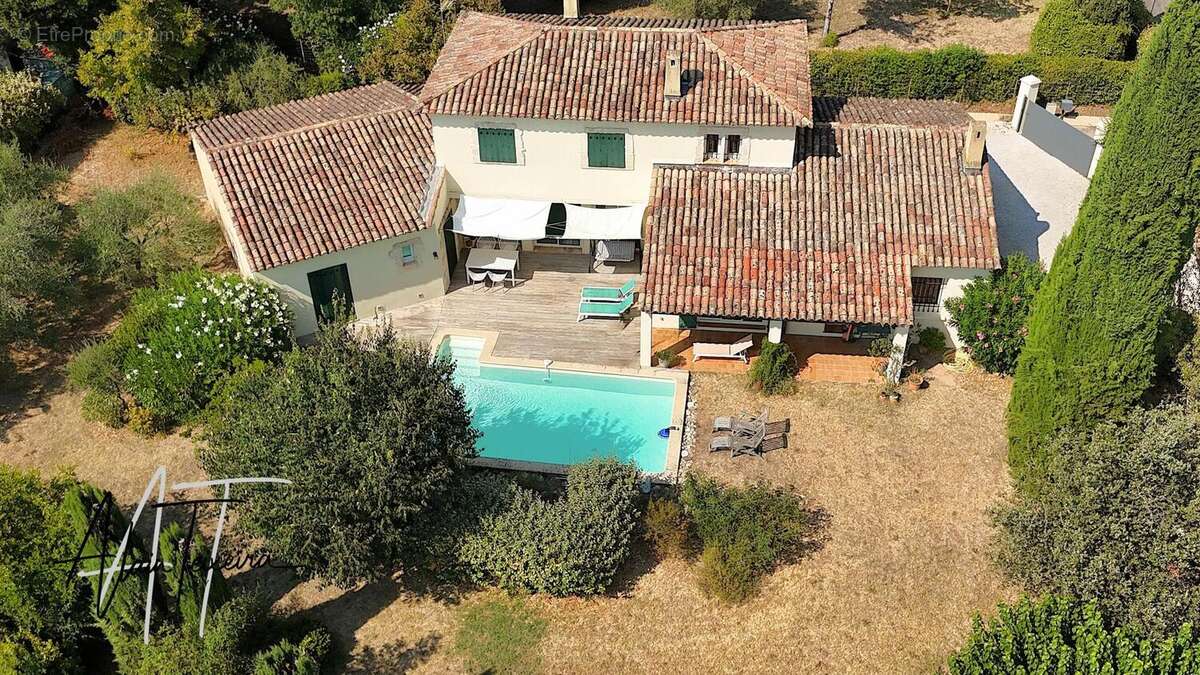 Photo 2 - Maison à LORGUES