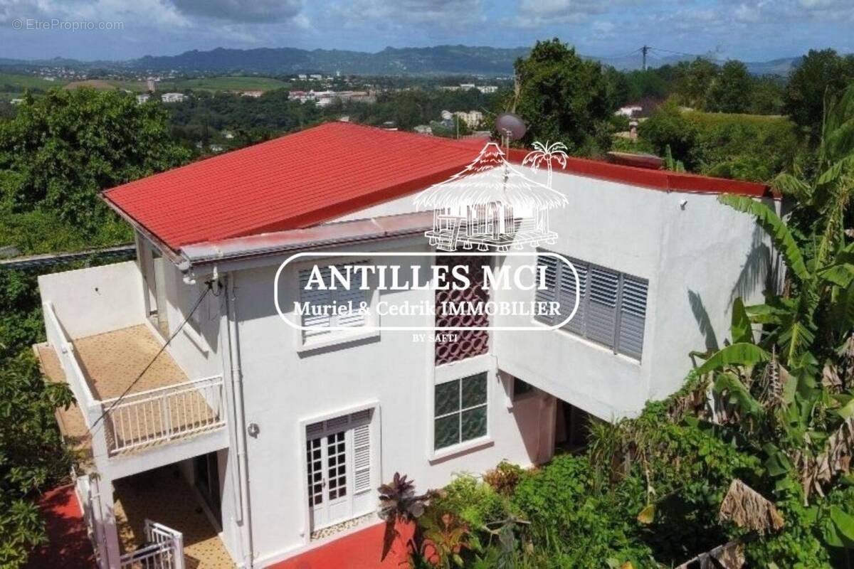 Photo 1 - Maison à FORT-DE-FRANCE
