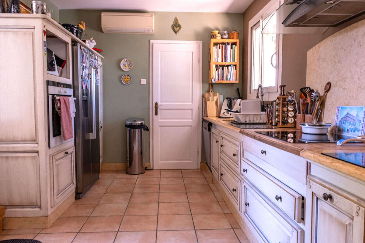 Maison à LA ROQUEBRUSSANNE