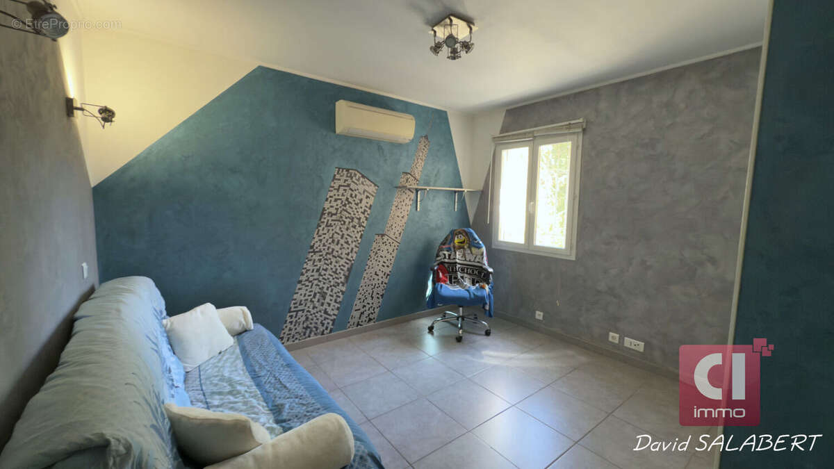 Maison à FORCALQUEIRET