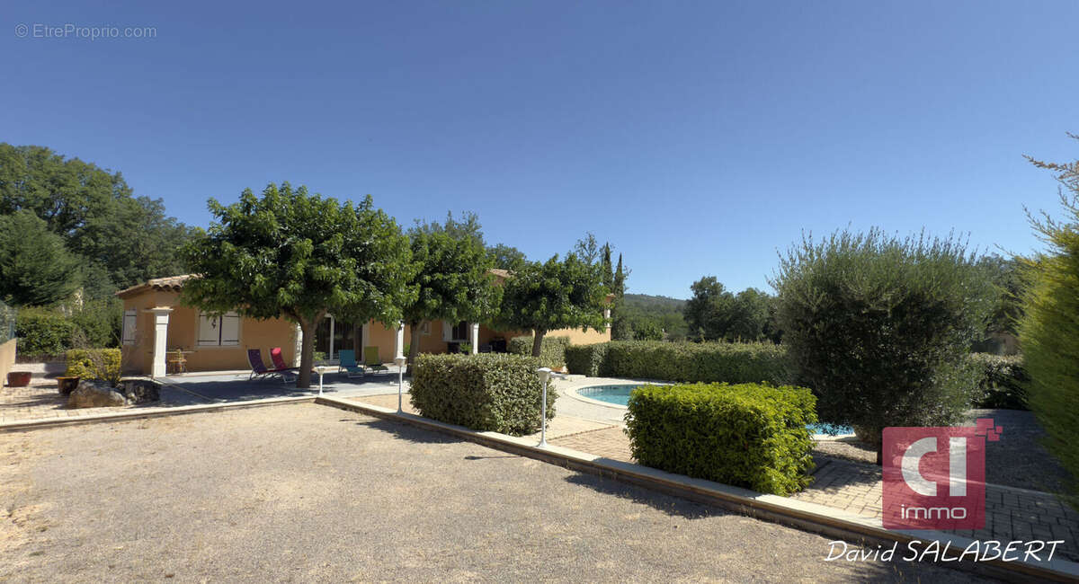 Maison à FORCALQUEIRET