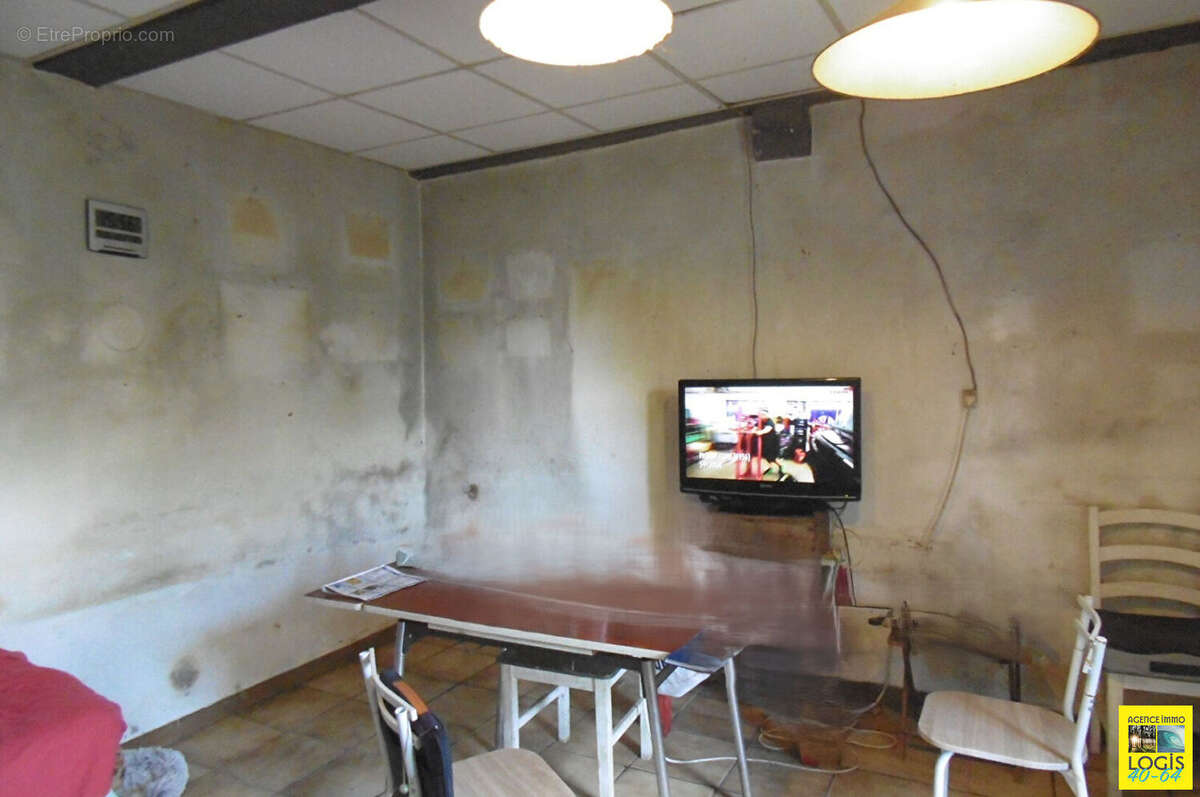 Maison à PORT-DE-LANNE