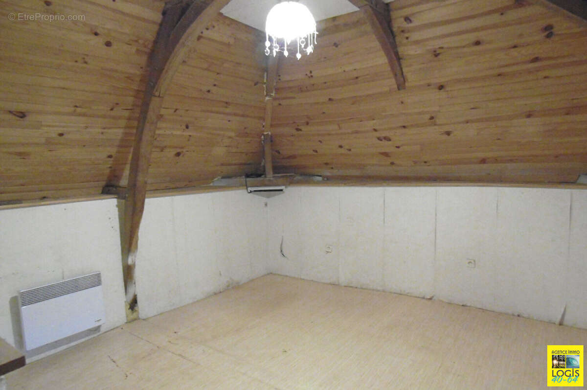 Maison à PORT-DE-LANNE