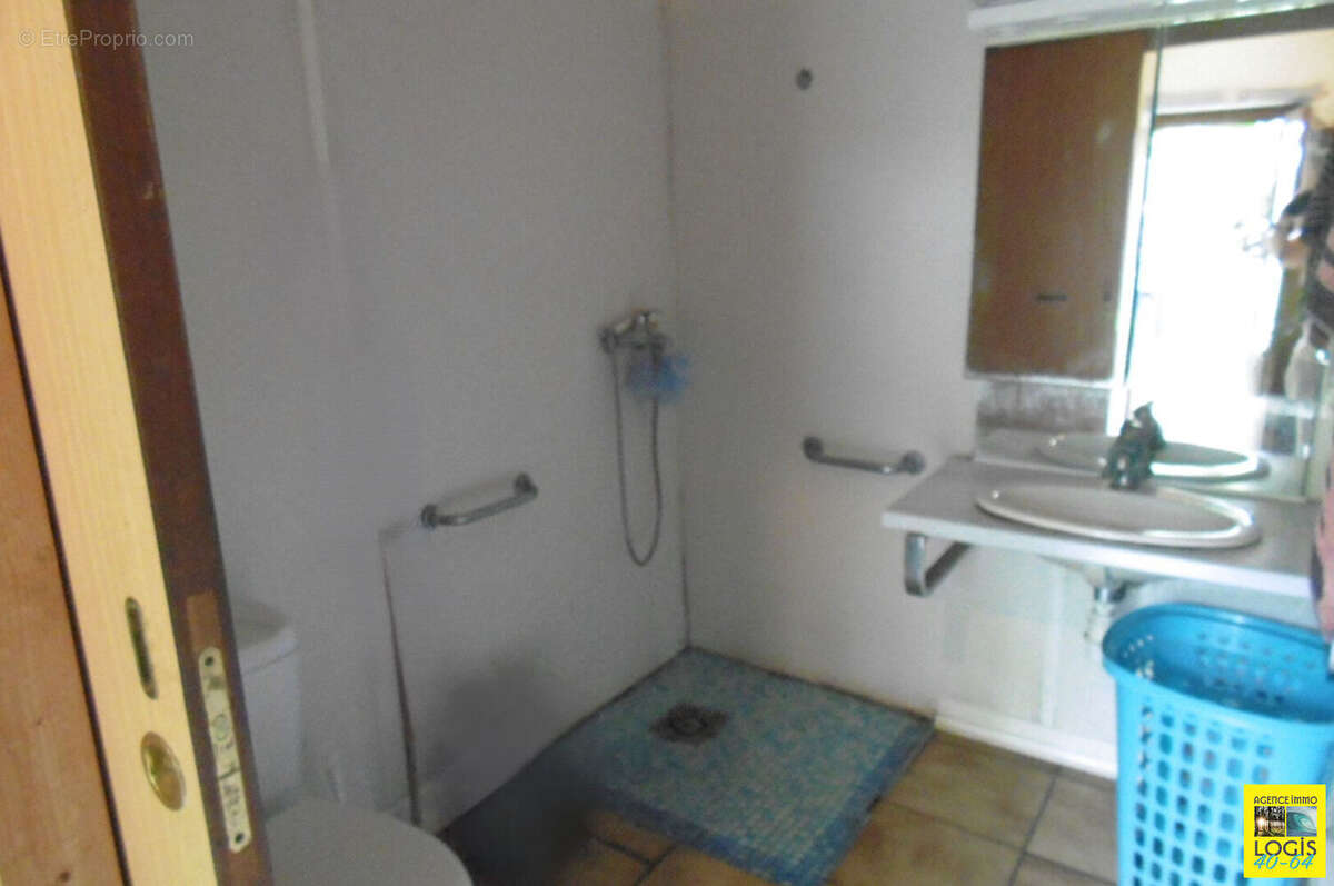 Maison à PORT-DE-LANNE