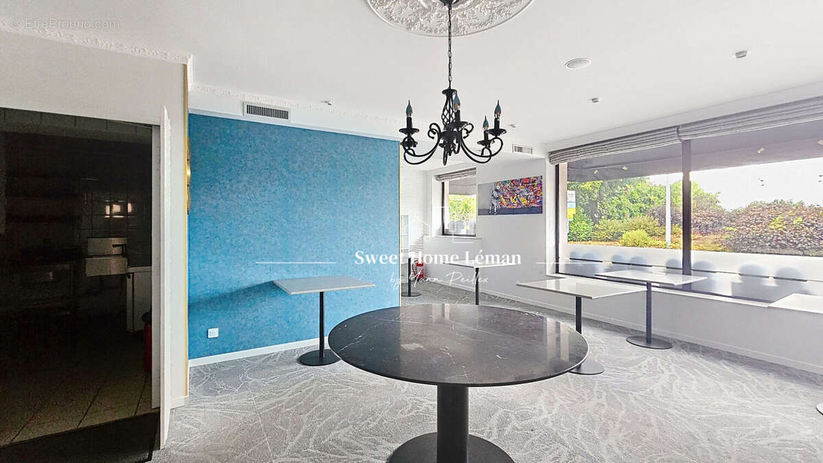 Commerce à EVIAN-LES-BAINS