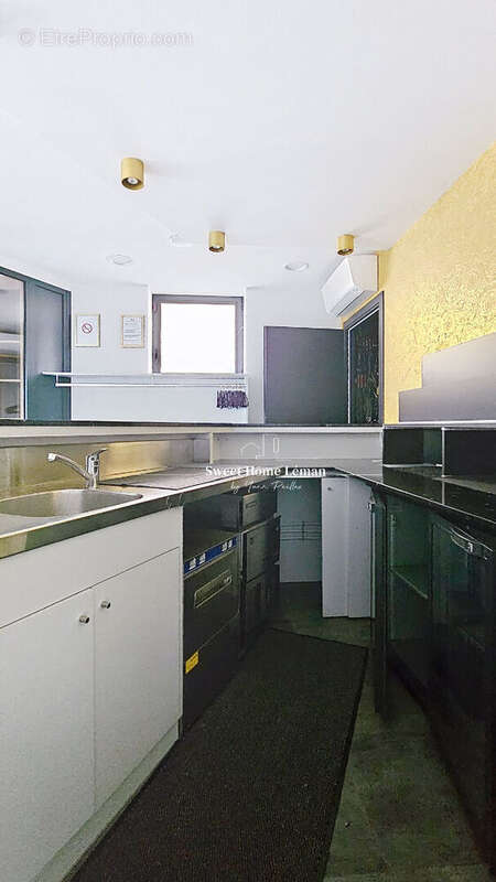 Commerce à EVIAN-LES-BAINS