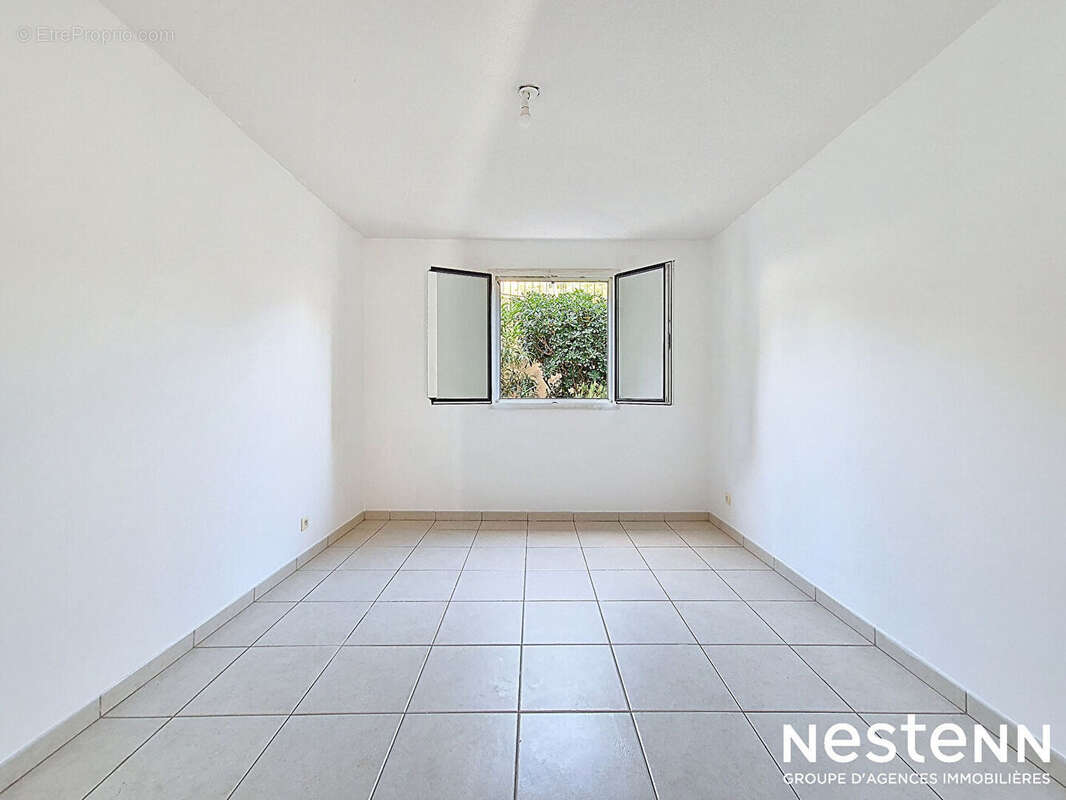 Appartement à LA CROIX-VALMER