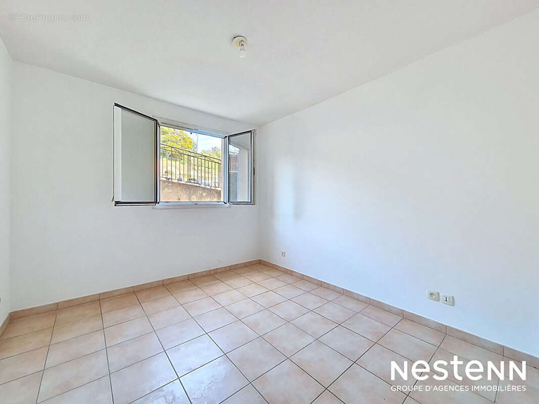 Appartement à LA CROIX-VALMER