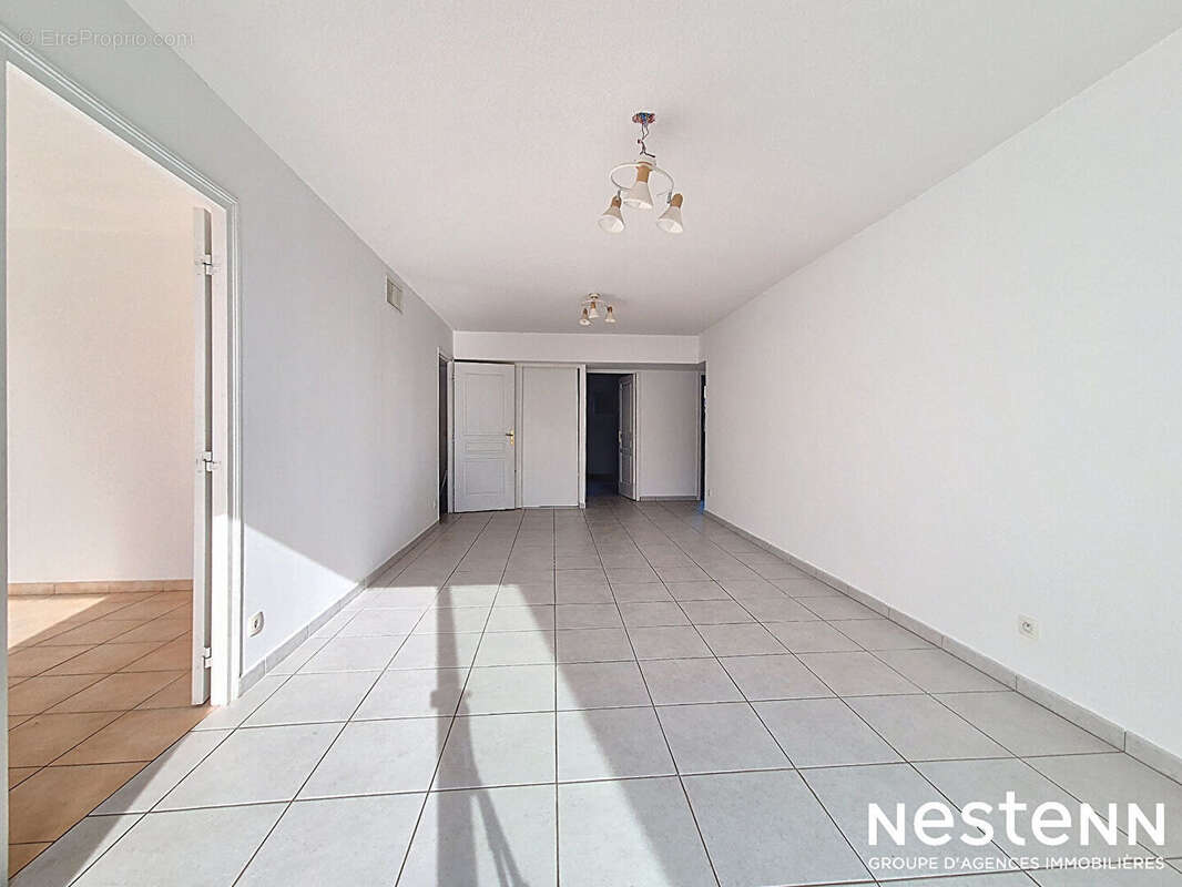 Appartement à LA CROIX-VALMER