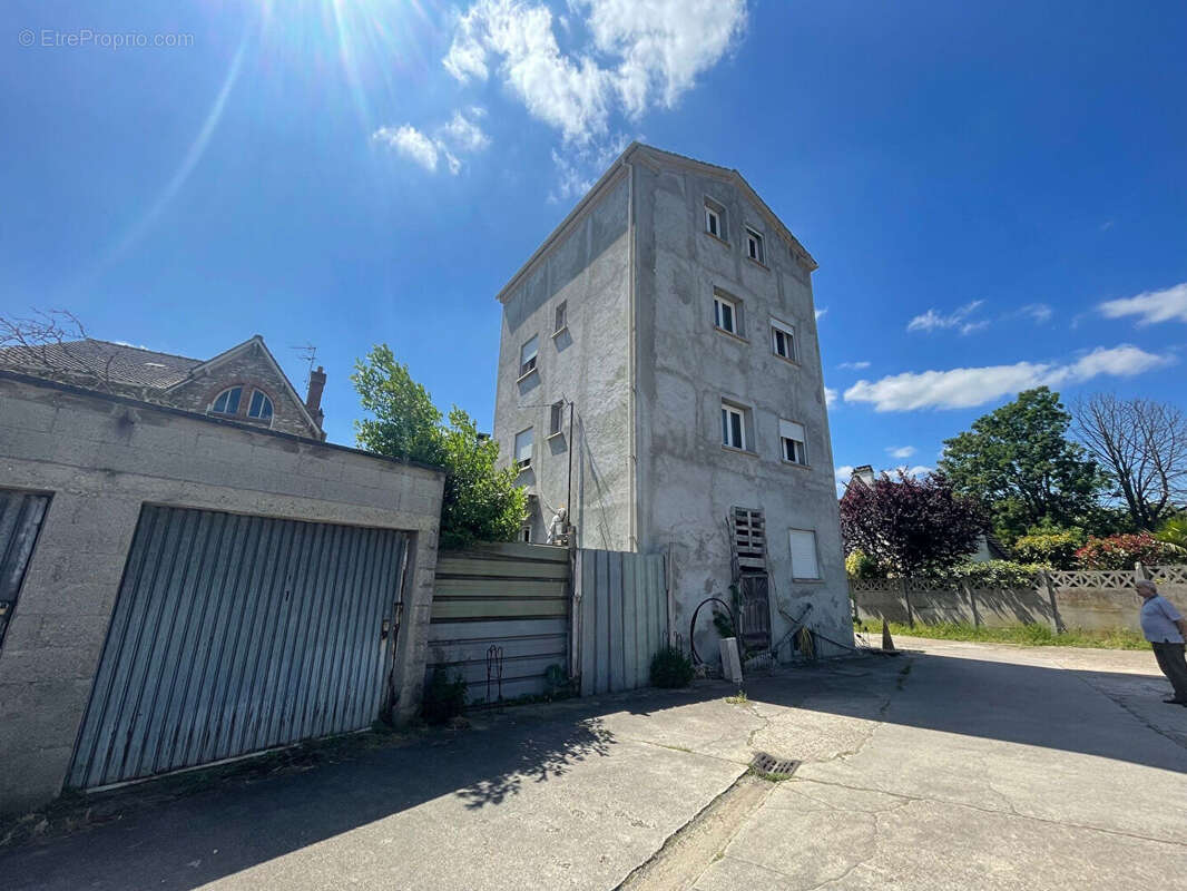 Maison à SAINT-PRIX