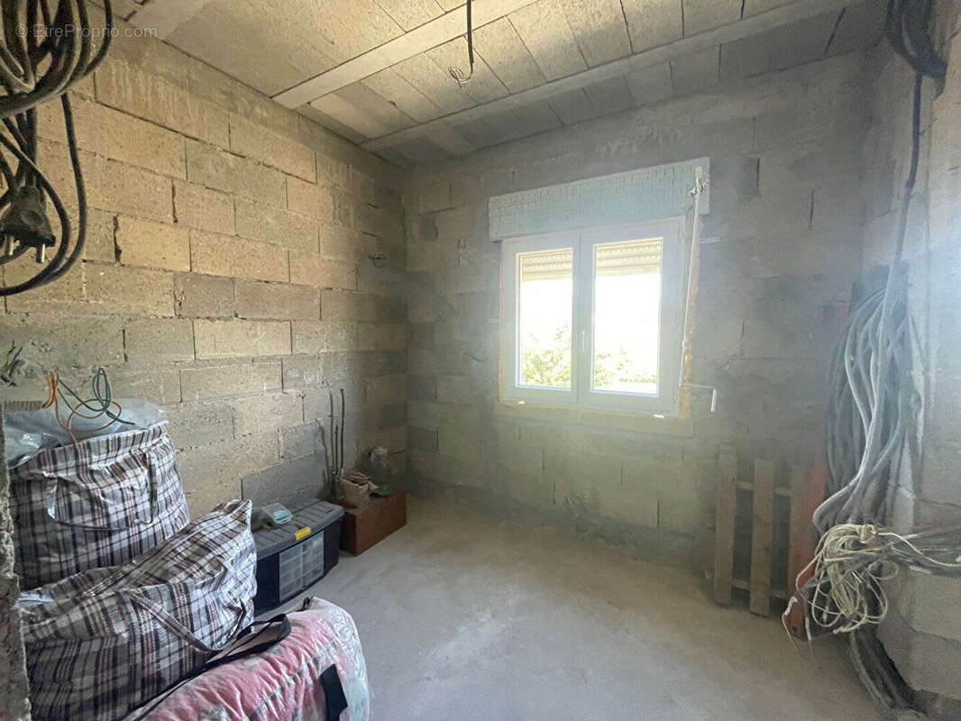 Maison à SAINT-PRIX