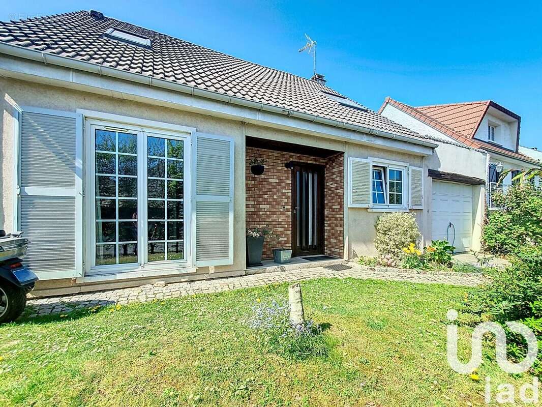 Photo 2 - Maison à TREMBLAY-EN-FRANCE