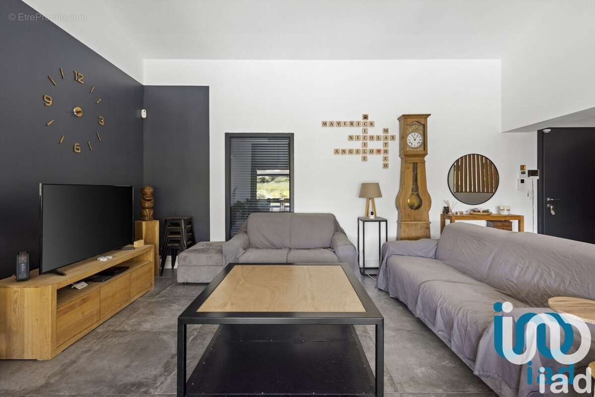 Photo 4 - Maison à ROGNES