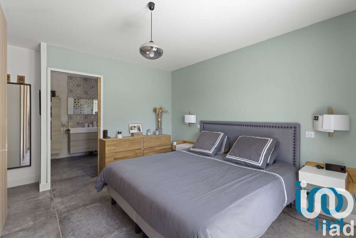 Photo 9 - Maison à ROGNES