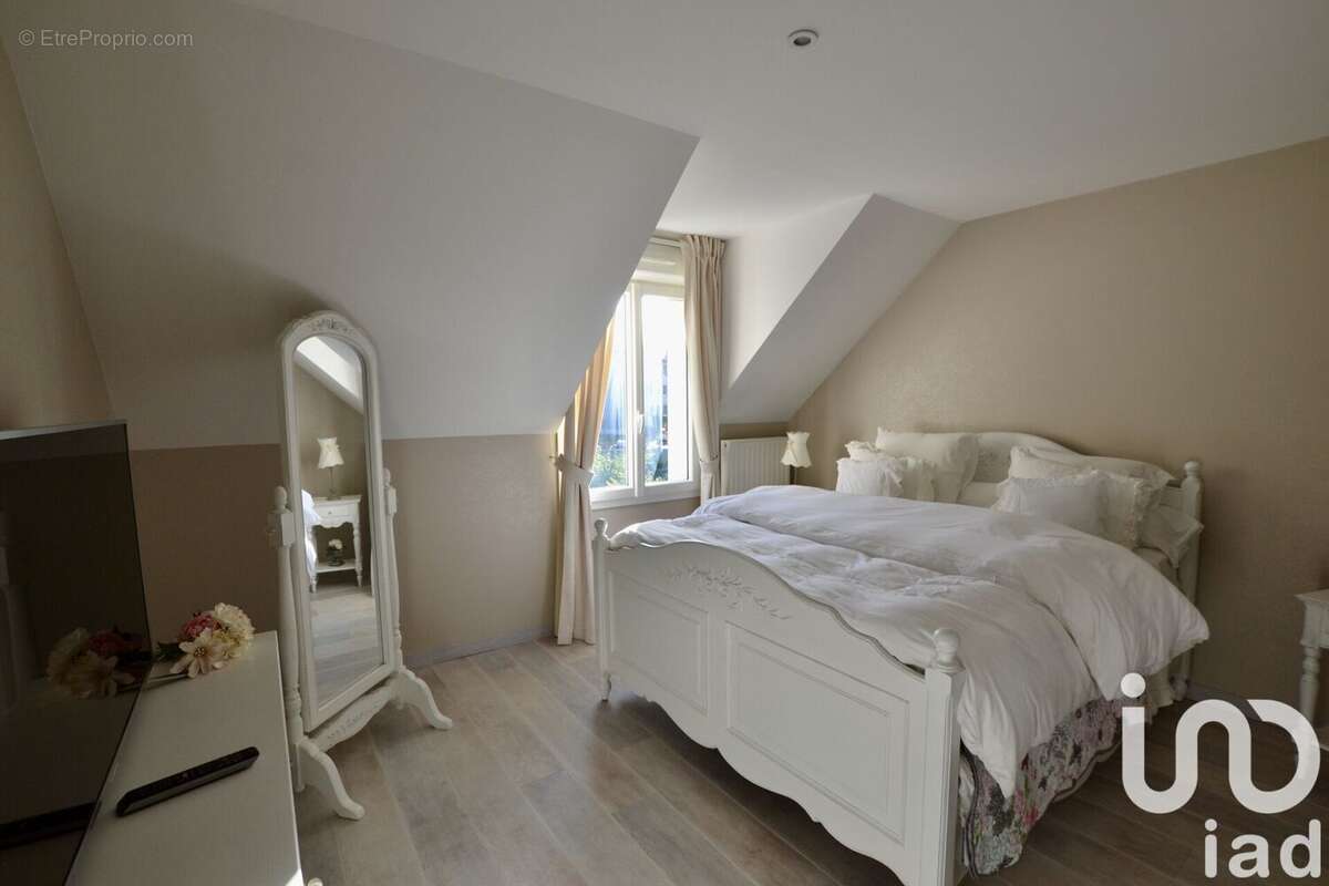 Photo 6 - Maison à BESSANCOURT