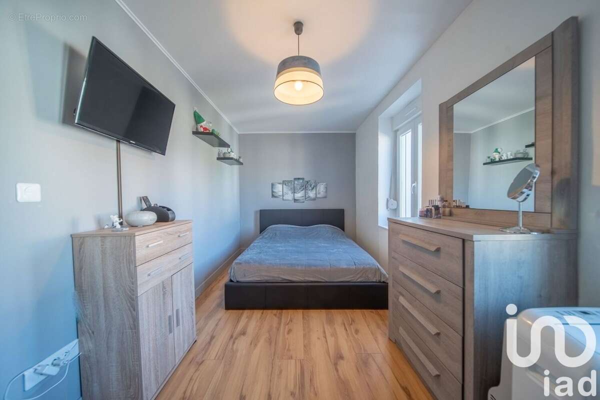 Photo 4 - Maison à RUSSANGE