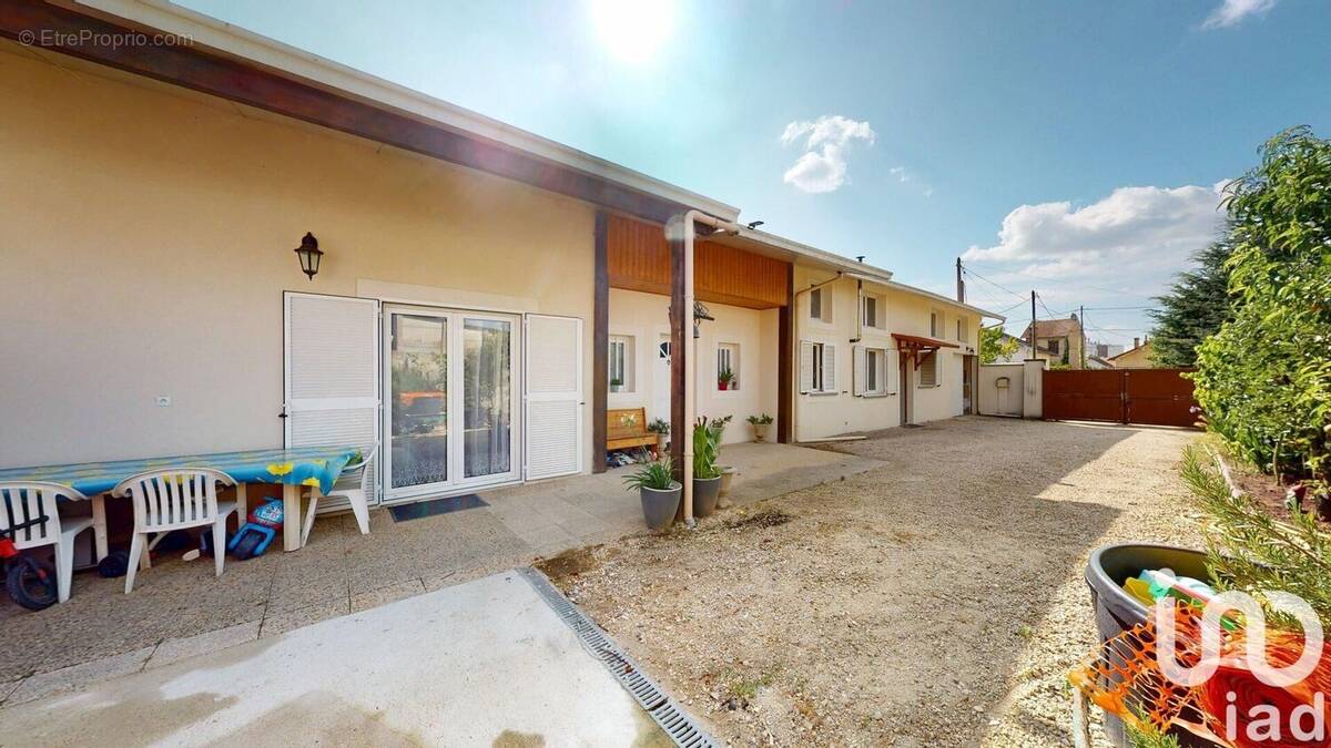 Photo 1 - Maison à DAMMARIE-LES-LYS