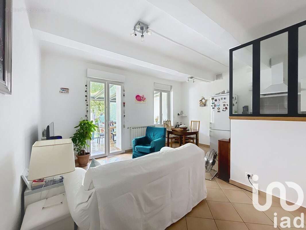 Photo 3 - Maison à LA ROQUEBRUSSANNE