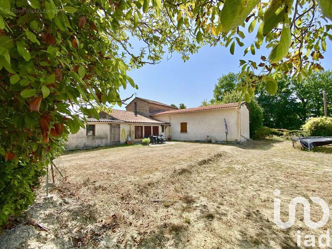 Photo 2 - Maison à LARROQUE-ENGALIN