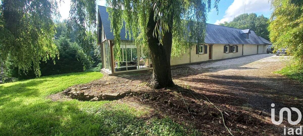 Photo 1 - Maison à NEUVILLE-FERRIERES