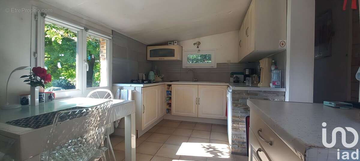 Photo 5 - Maison à NEUVILLE-FERRIERES