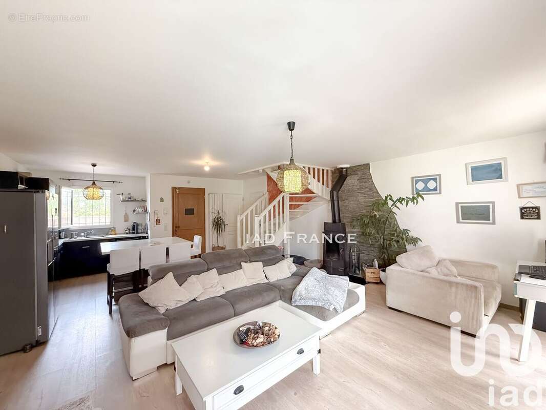 Photo 5 - Maison à ROUGIERS