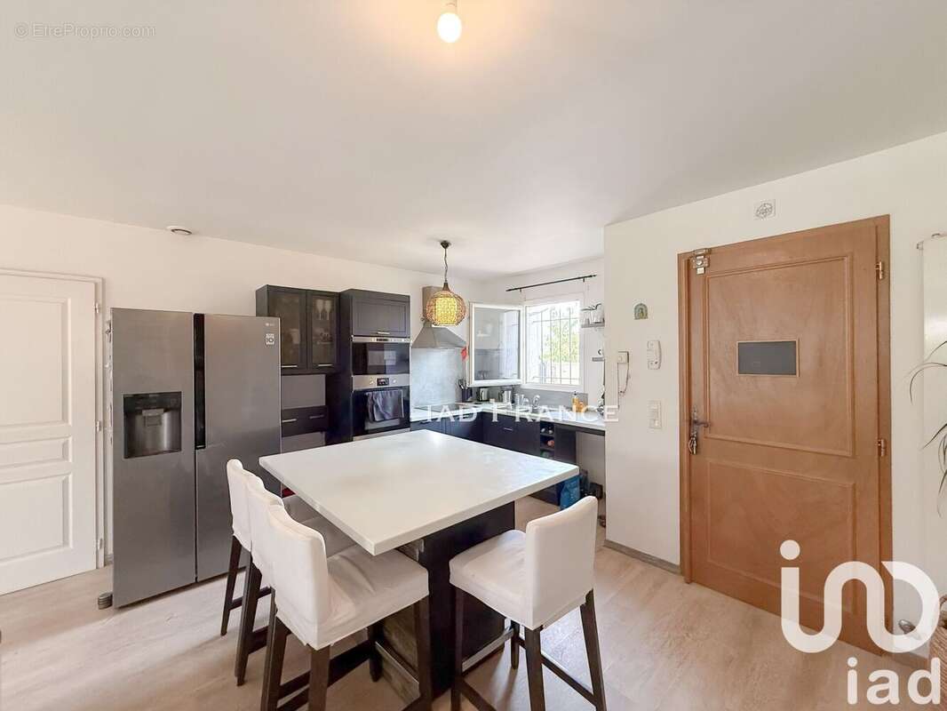 Photo 6 - Maison à ROUGIERS