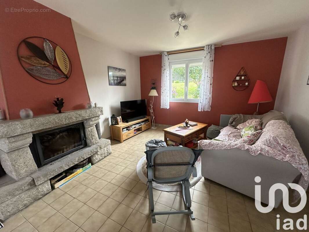 Photo 4 - Maison à BELLE-ISLE-EN-TERRE