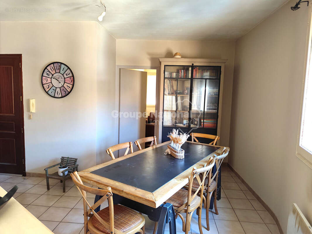 Appartement à JONQUIERES