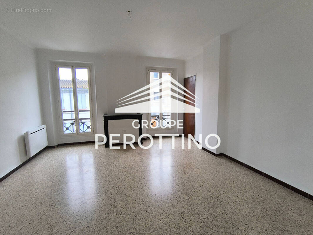 Appartement à LA BOUILLADISSE