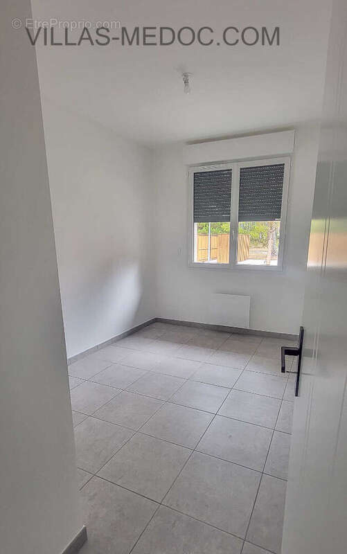 Appartement à VENDAYS-MONTALIVET