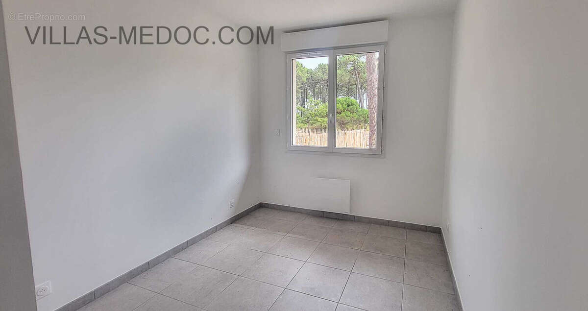 Appartement à VENDAYS-MONTALIVET