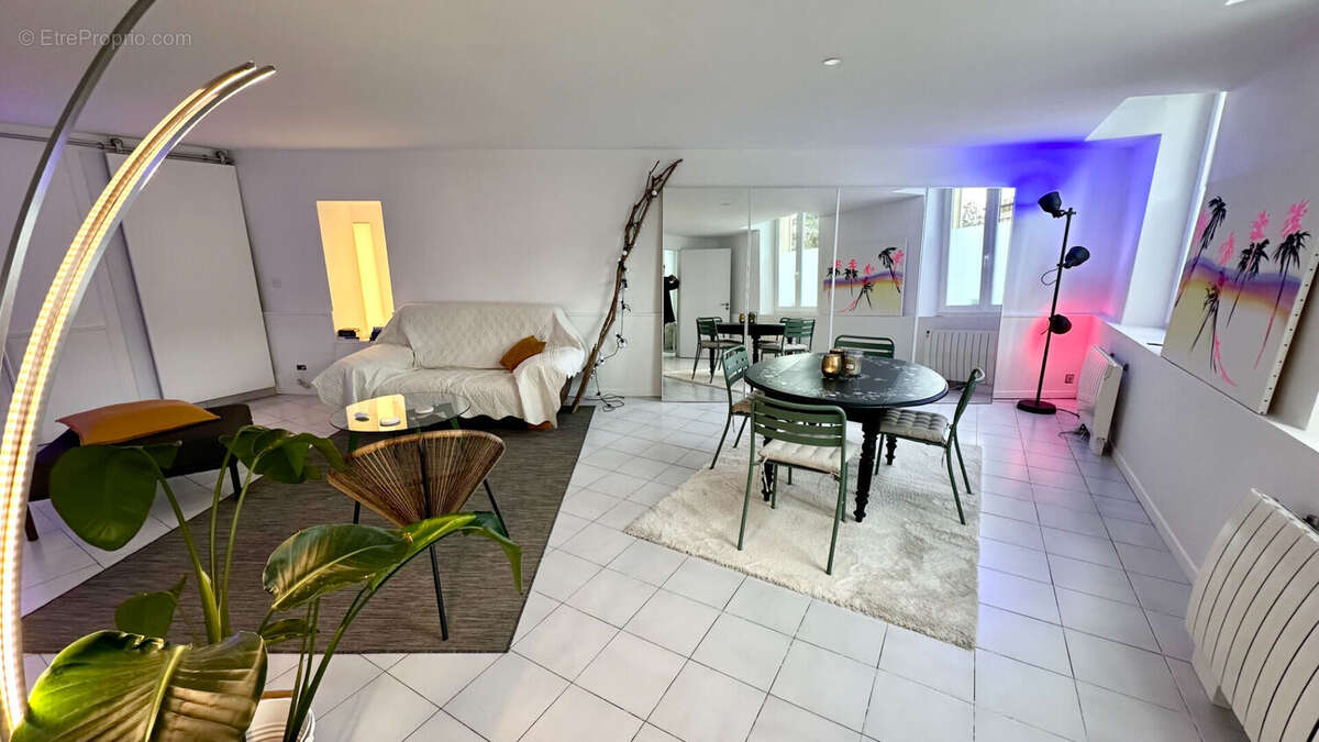 Appartement à ALTHEN-DES-PALUDS