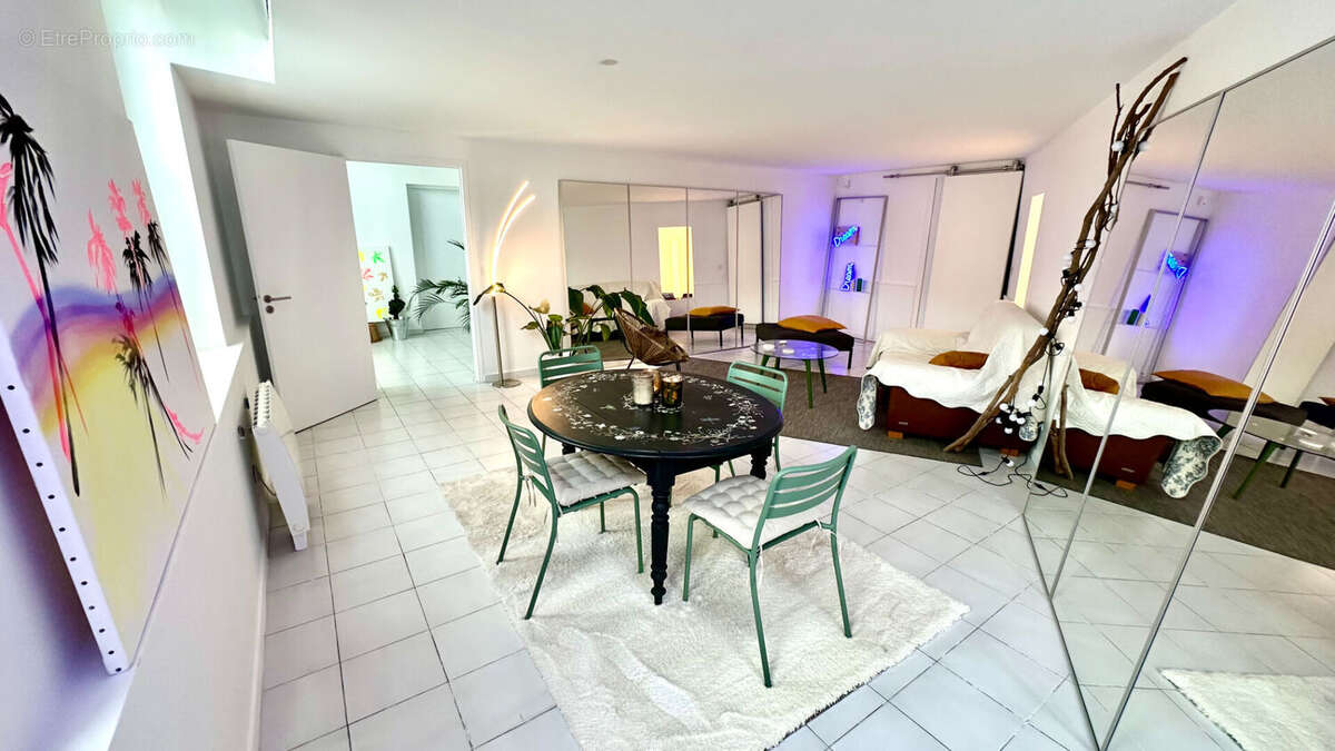 Appartement à ALTHEN-DES-PALUDS