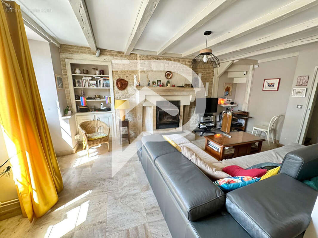 Maison à VILLIERS-SUR-SUIZE