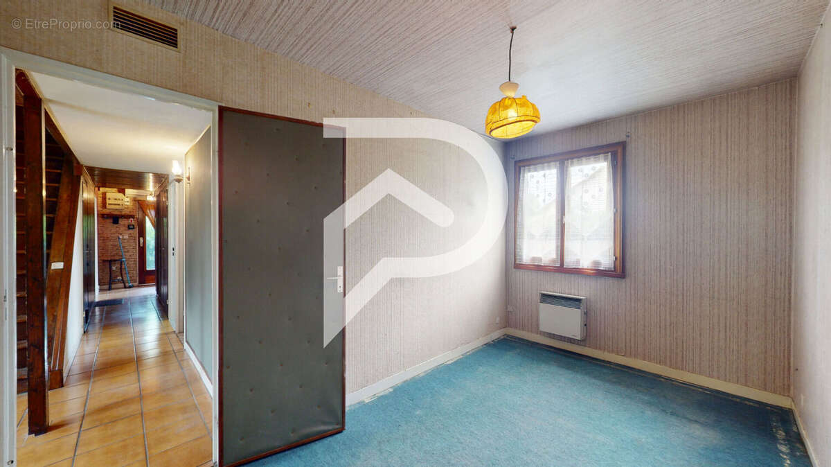 Maison à BOURAY-SUR-JUINE