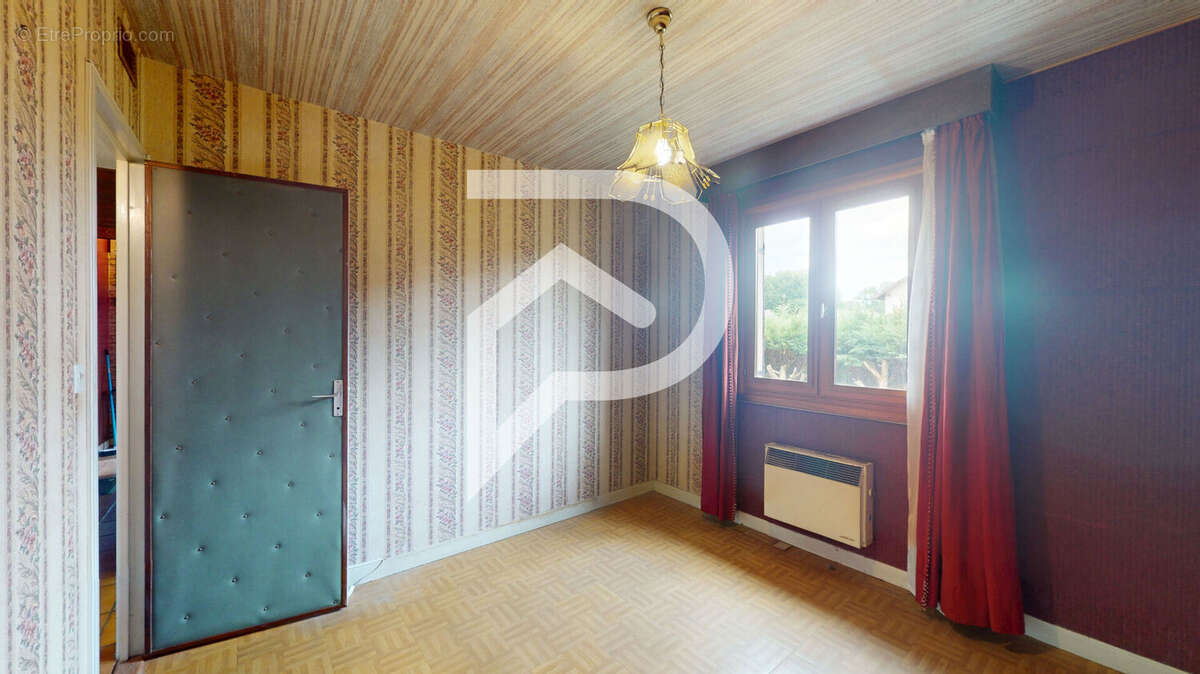 Maison à BOURAY-SUR-JUINE