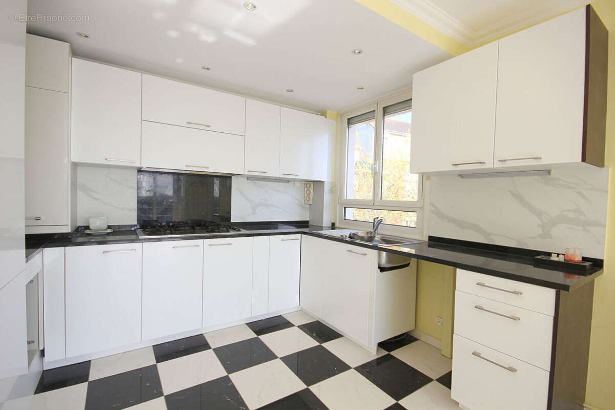 Appartement à MAUREPAS